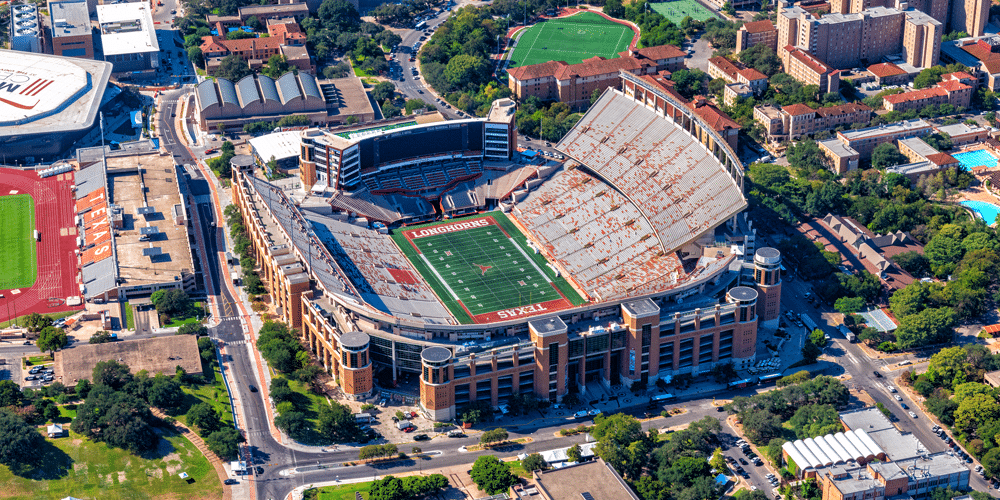 Best Colleges Outside the Midwest, Univ of Texas